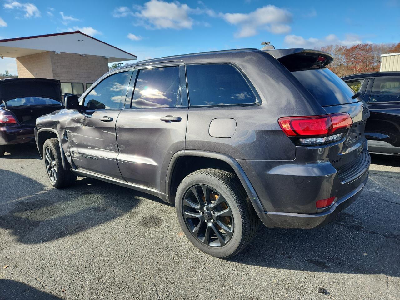 JEEP GRAND CHEROKEE LAREDO