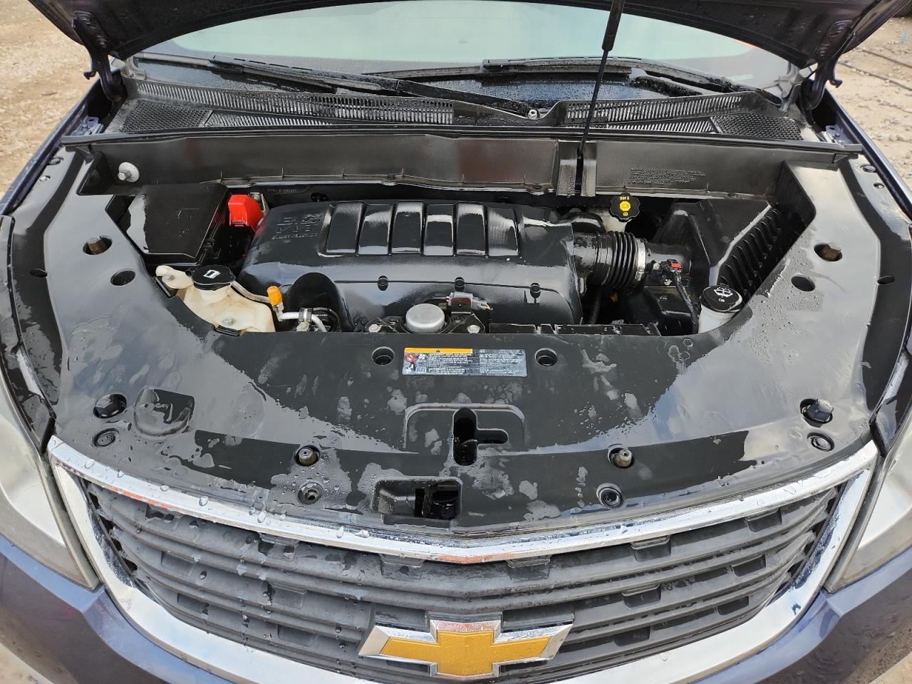 CHEVROLET TRAVERSE LS