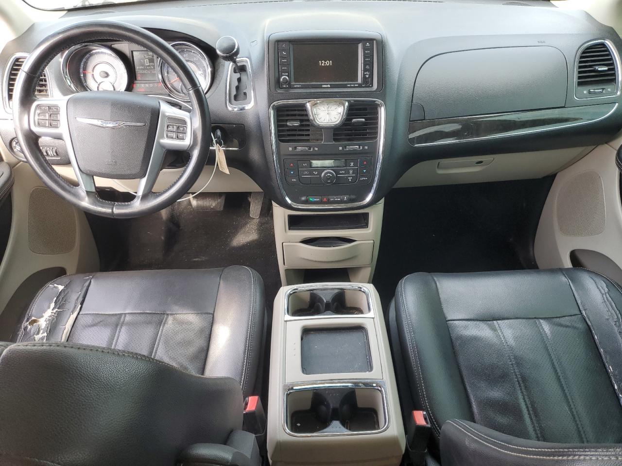 CHRYSLER TOWN & COUNTRY TOURING