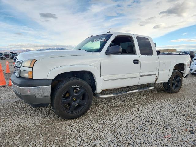 Global Auto Auctions: 2005 CHEVROLET SILVERADO