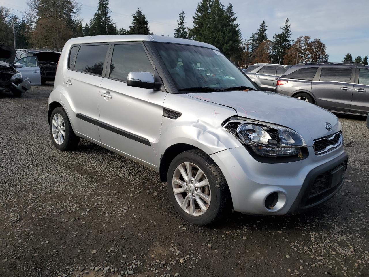 KIA SOUL +