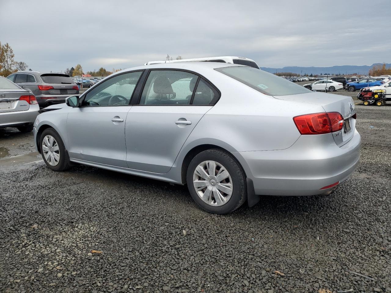 VOLKSWAGEN JETTA SE