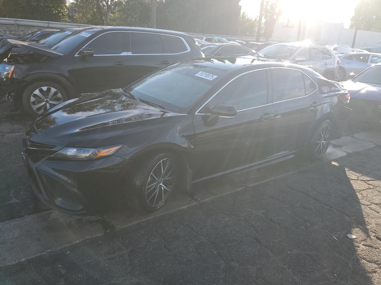 TOYOTA CAMRY SE NIGHT SHADE