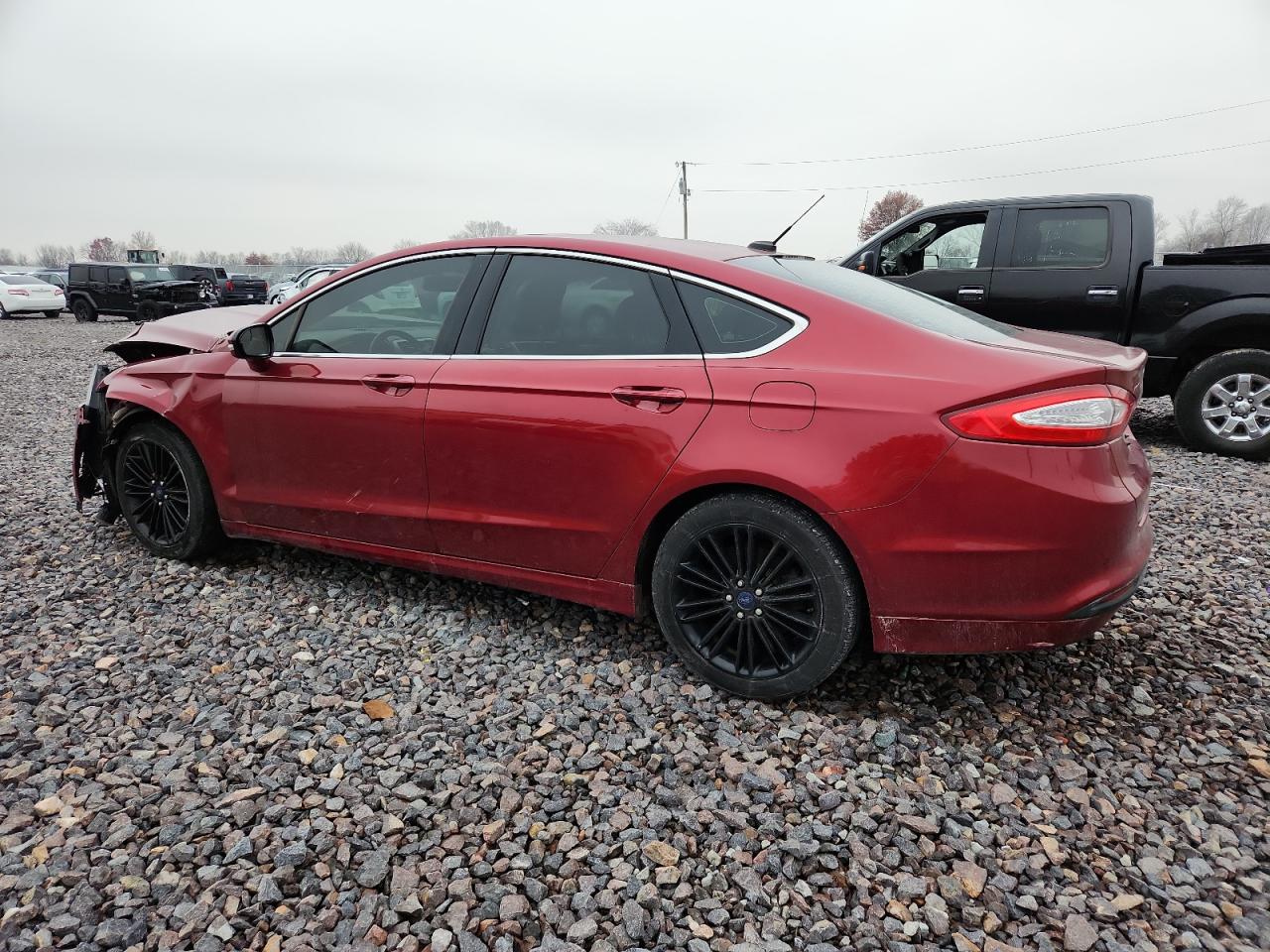 FORD FUSION SE
