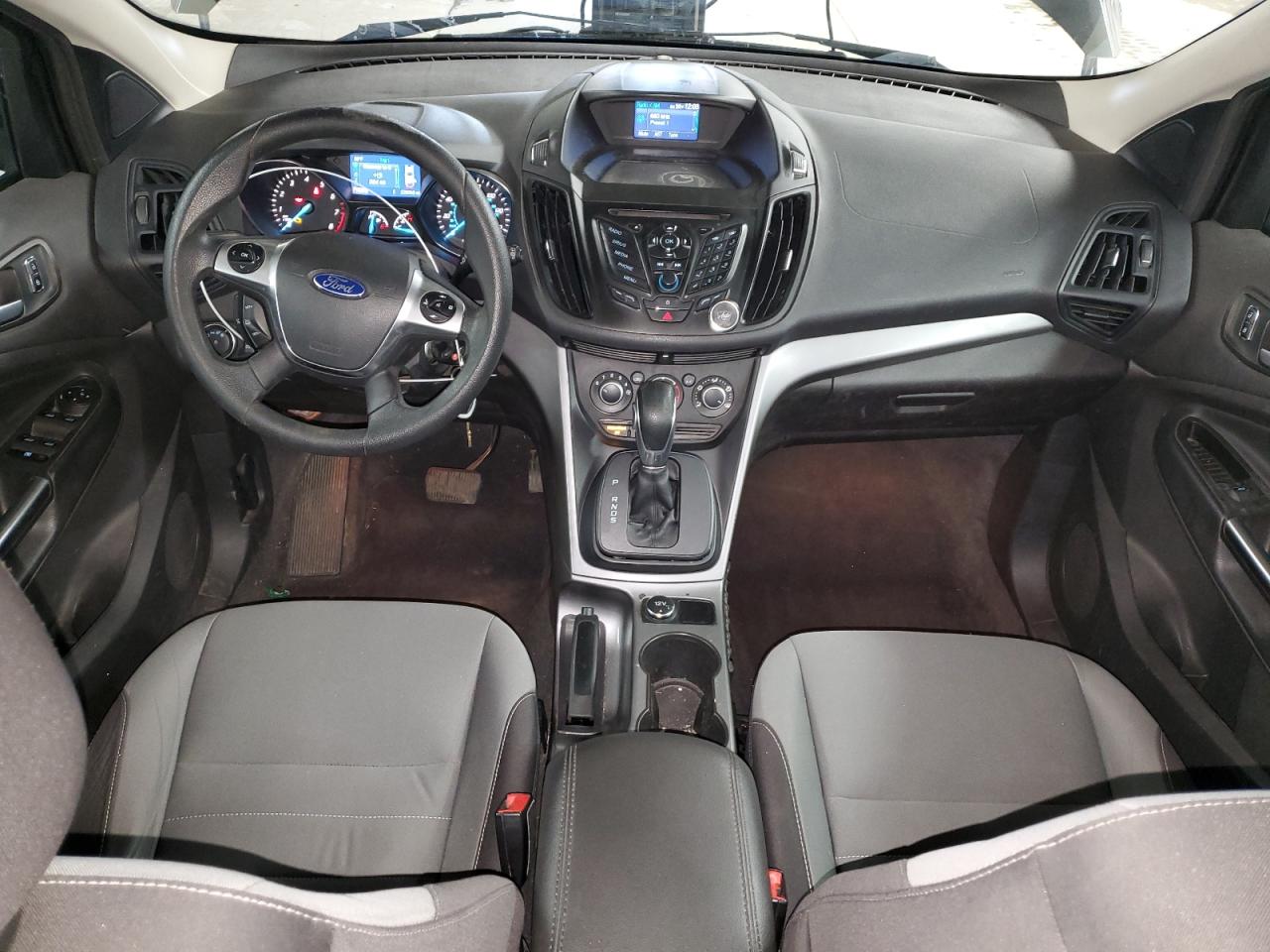 FORD ESCAPE SE