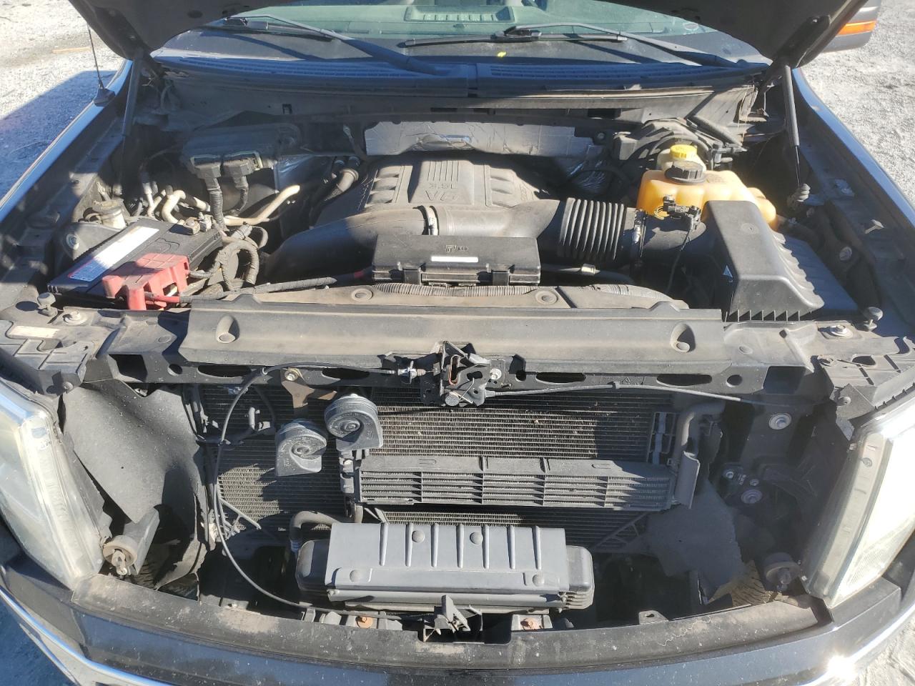 FORD F-150 SUPER CAB