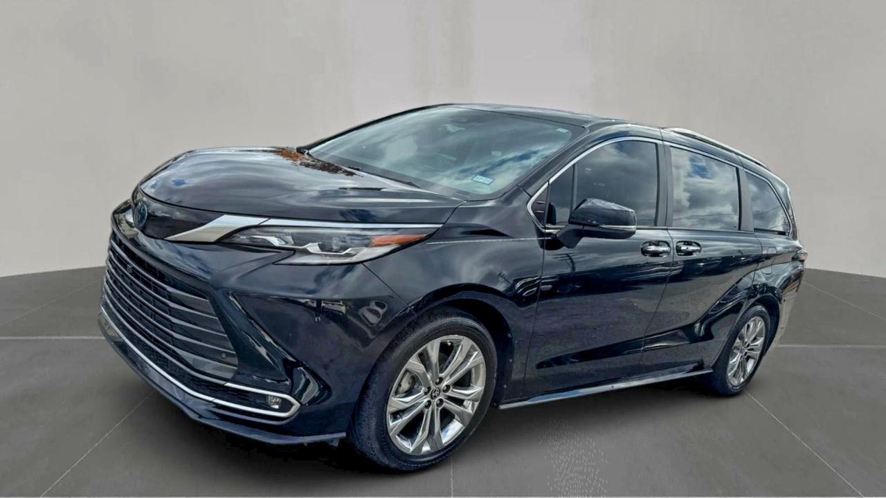 TOYOTA SIENNA LIMITED