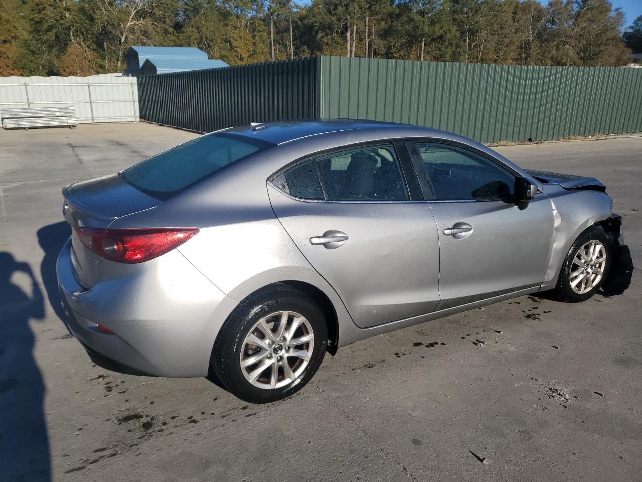 MAZDA 3 TOURING