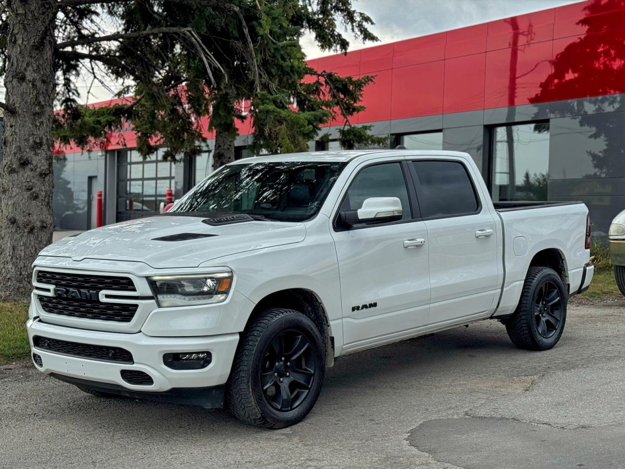 RAM 1500 SPORT
