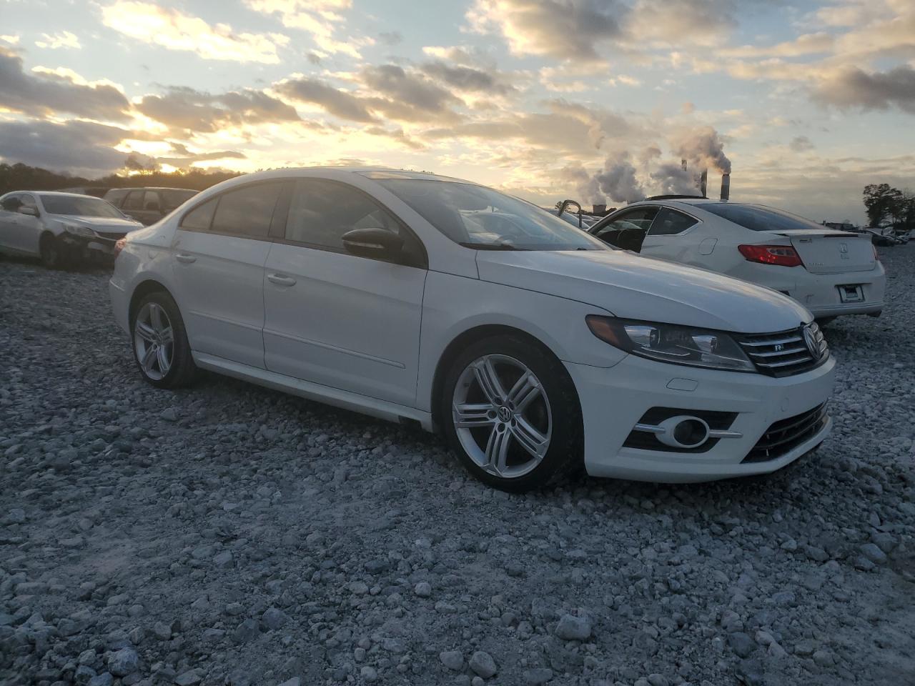 VOLKSWAGEN CC R-LINE