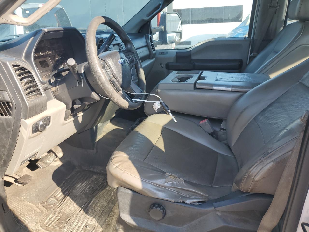 FORD F-550 SUPER DUTY