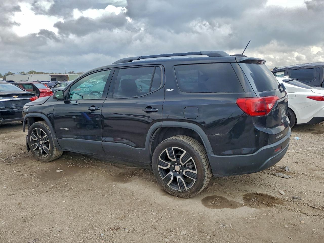 GMC ACADIA SLT-1