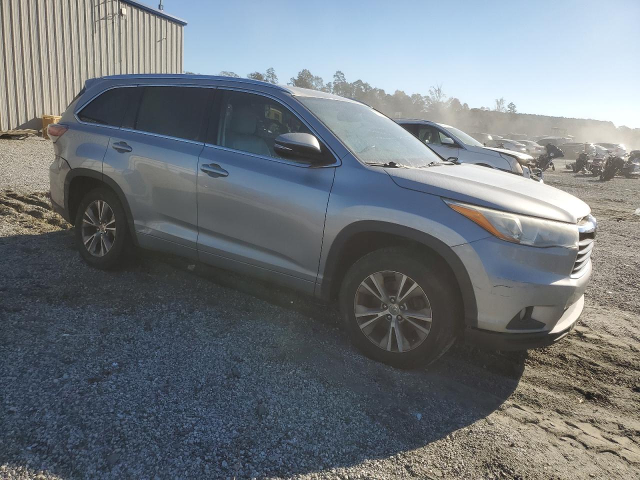 TOYOTA HIGHLANDER XLE