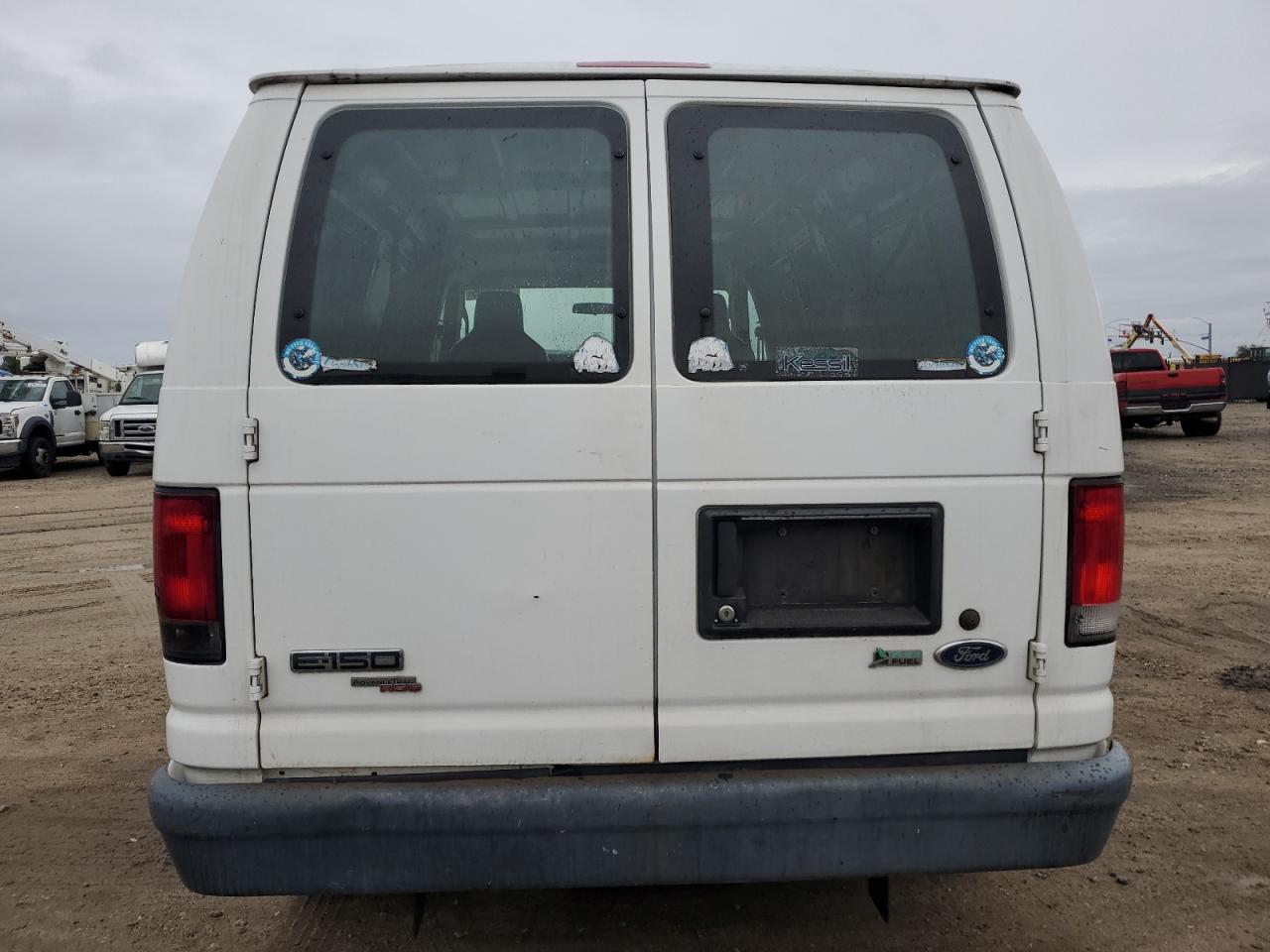 FORD ECONOLINE E150 VAN