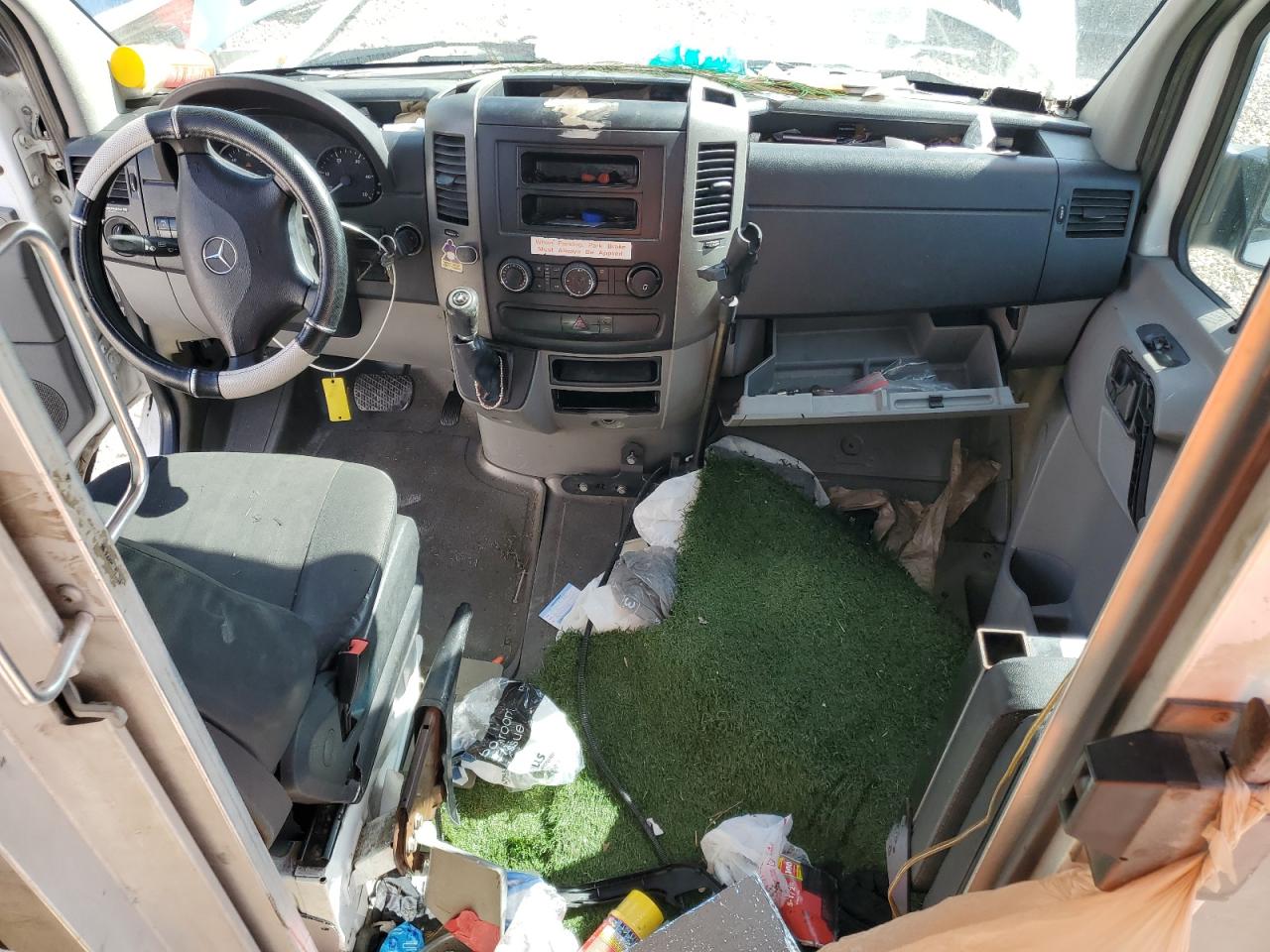 MERCEDES-BENZ SPRINTER 2500