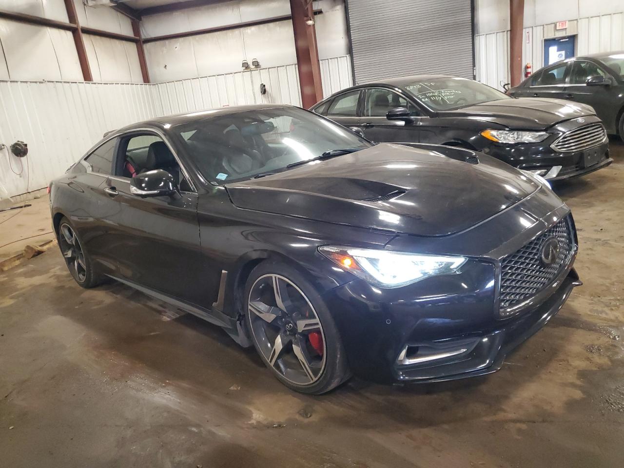 INFINITI Q60 RED SPORT 400