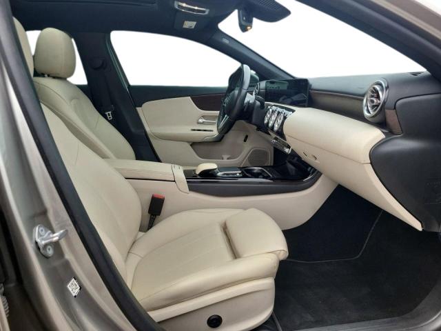 2021 MERCEDES-BENZ A 220 W1K3G4EB2MJ262764