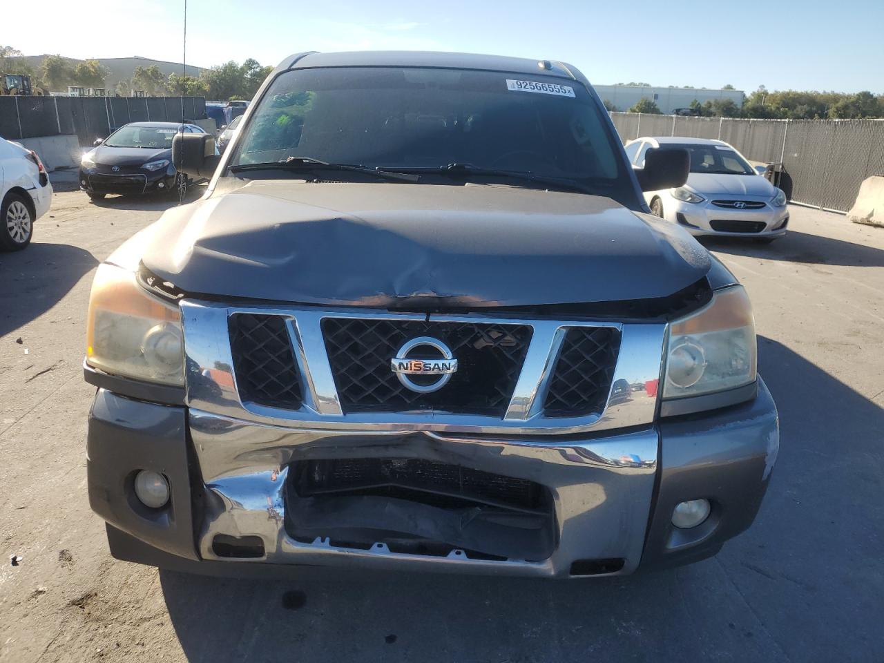 NISSAN TITAN S