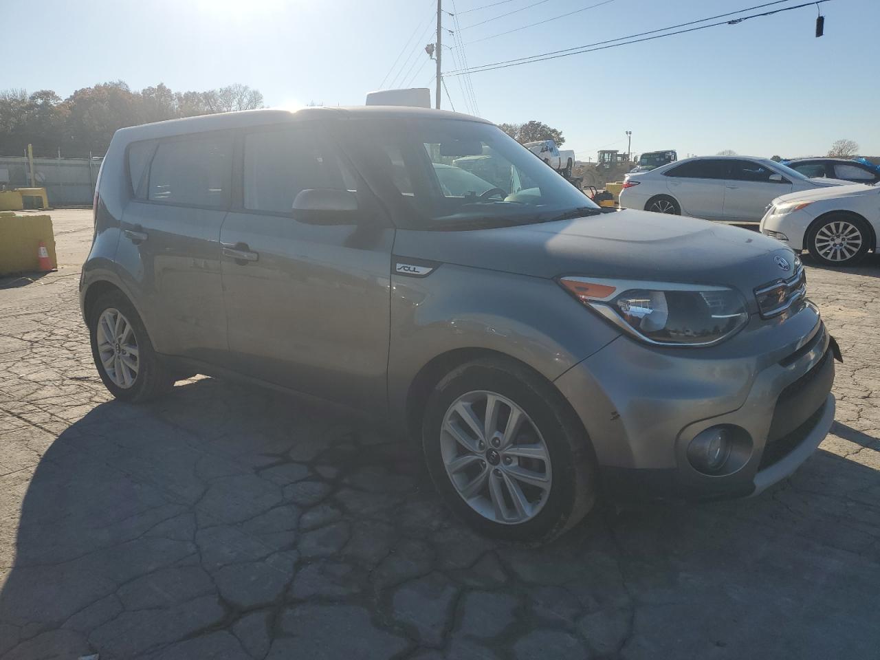 KIA SOUL +