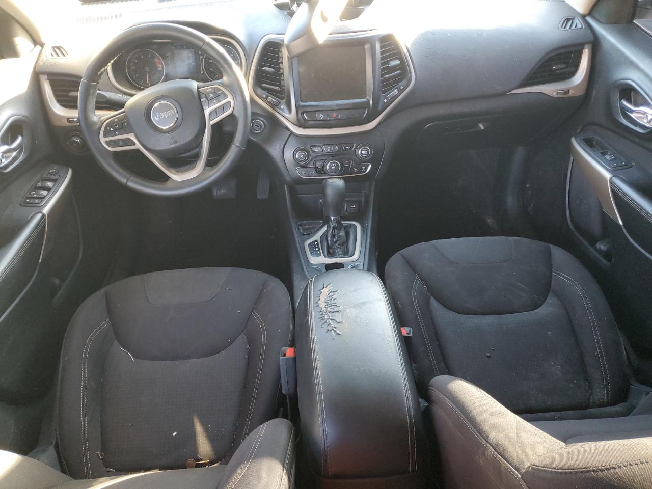 JEEP GRAND CHEROKEE LATITUDE