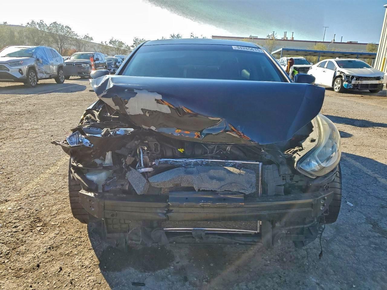 Lot #3317069992 2015 HYUNDAI ELANTRA SE