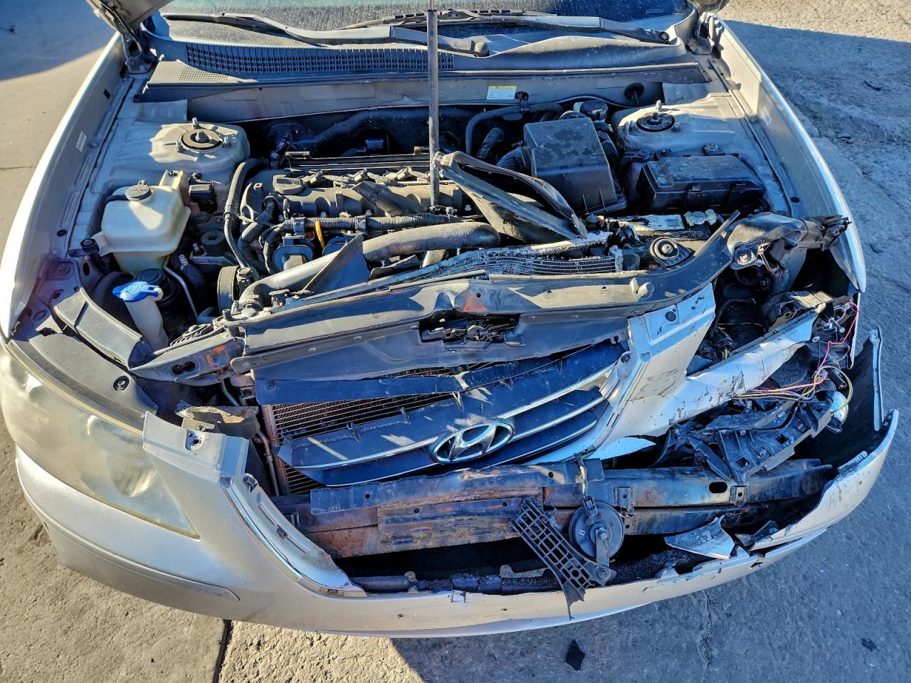 Lot #3296680099 2009 HYUNDAI SONATA GLS