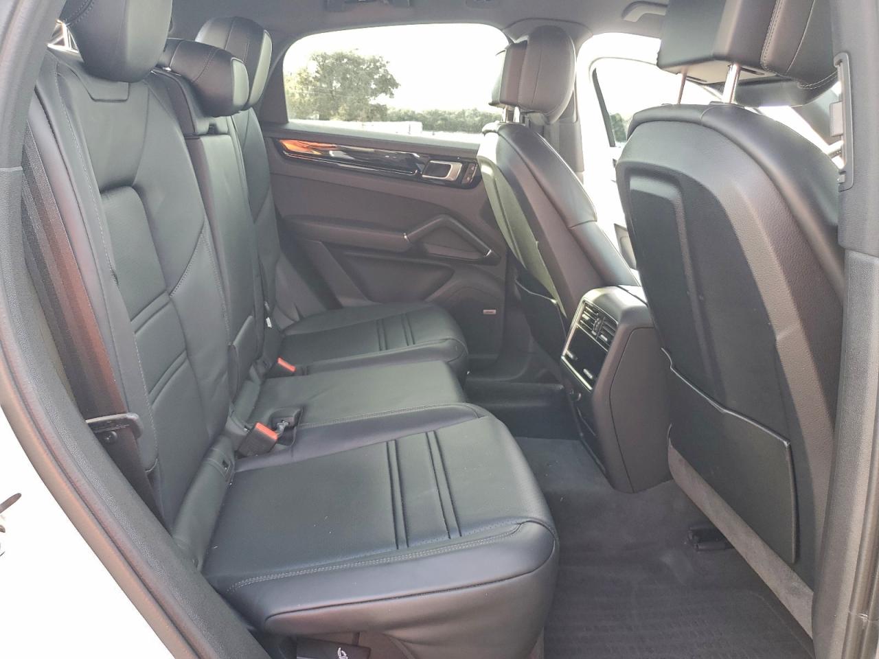 Lot #3302735060 2022 PORSCHE CAYENNE CO