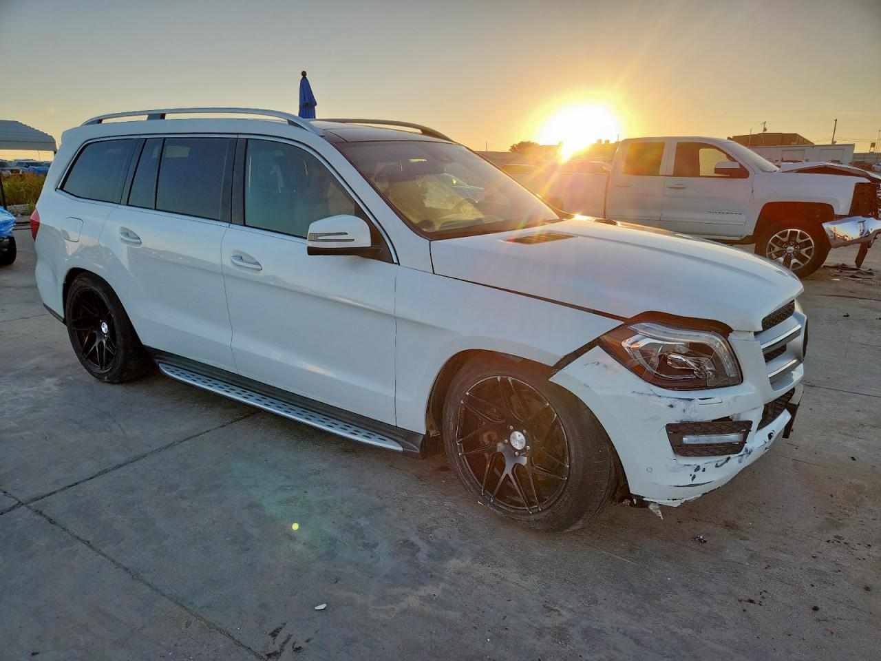 MERCEDES-BENZ GL-CLASS 350 BLUETEC