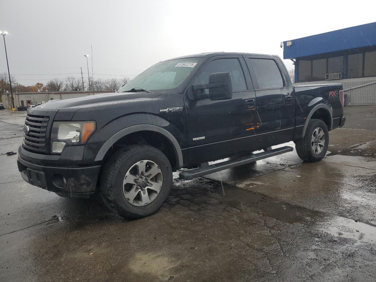 FORD F-150 SUPERCREW