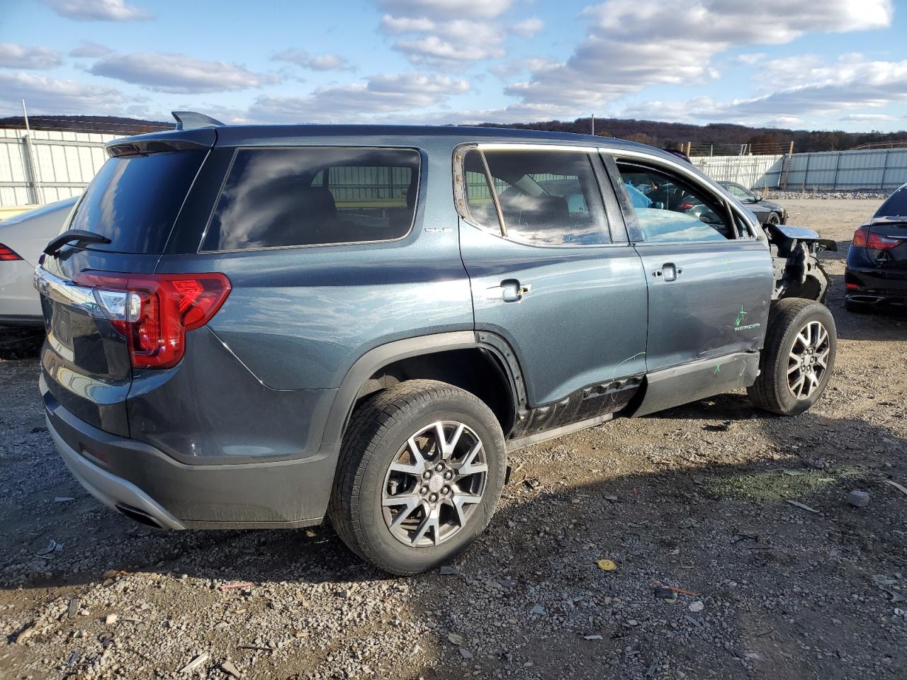 GMC ACADIA SLE