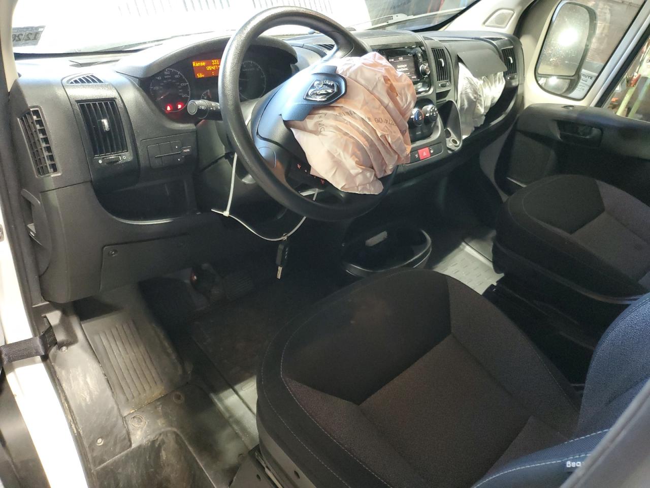 RAM PROMASTER 2500 HIGH