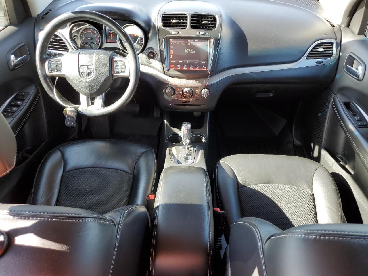 DODGE JOURNEY CROSSROAD