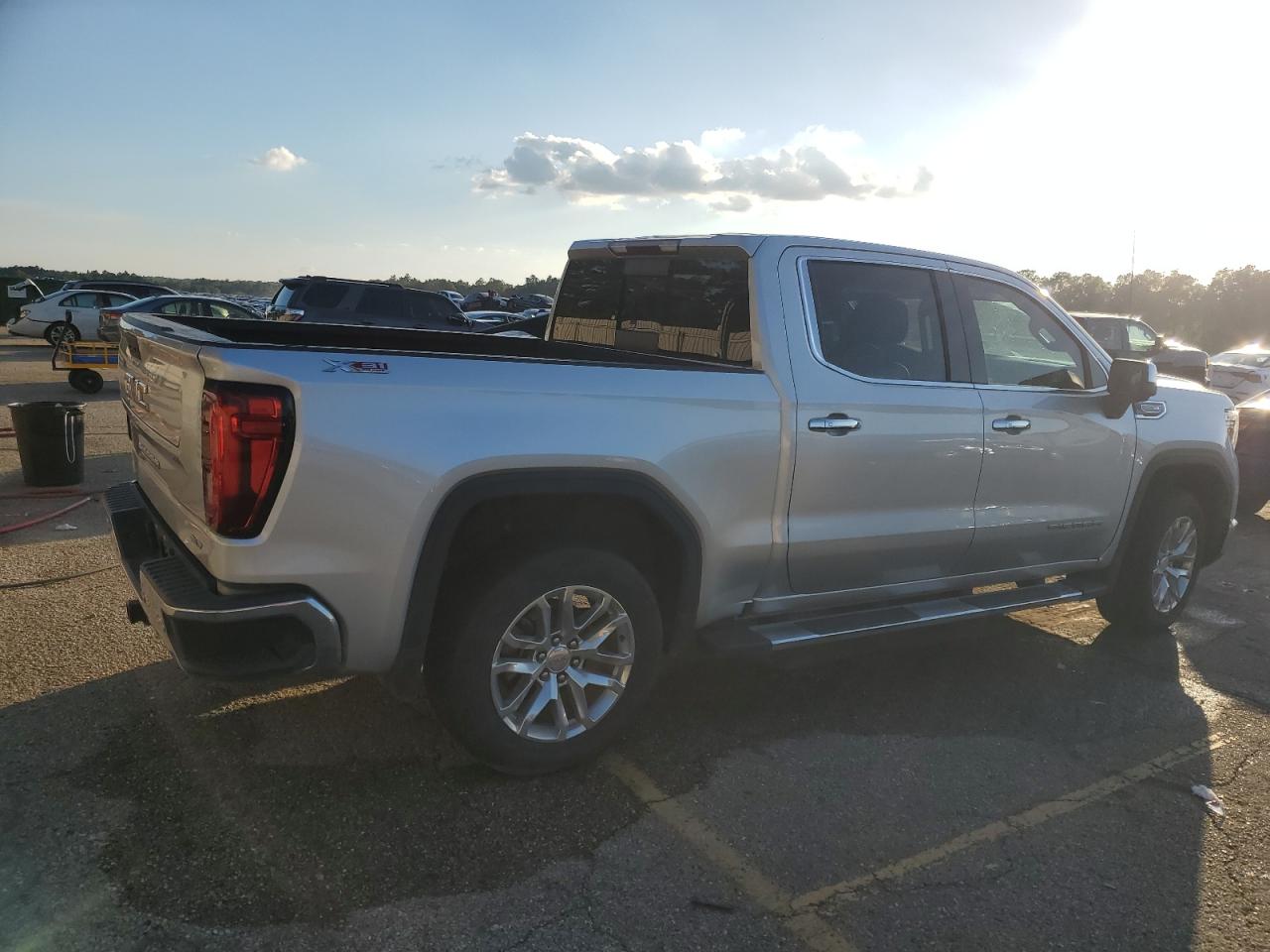 GMC SIERRA K1500 SLT