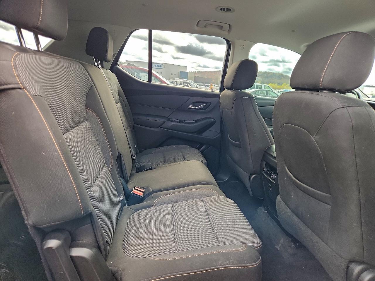 CHEVROLET TRAVERSE LT