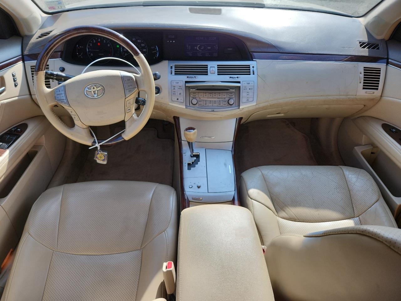 Lot #3301793350 2008 TOYOTA AVALON XL