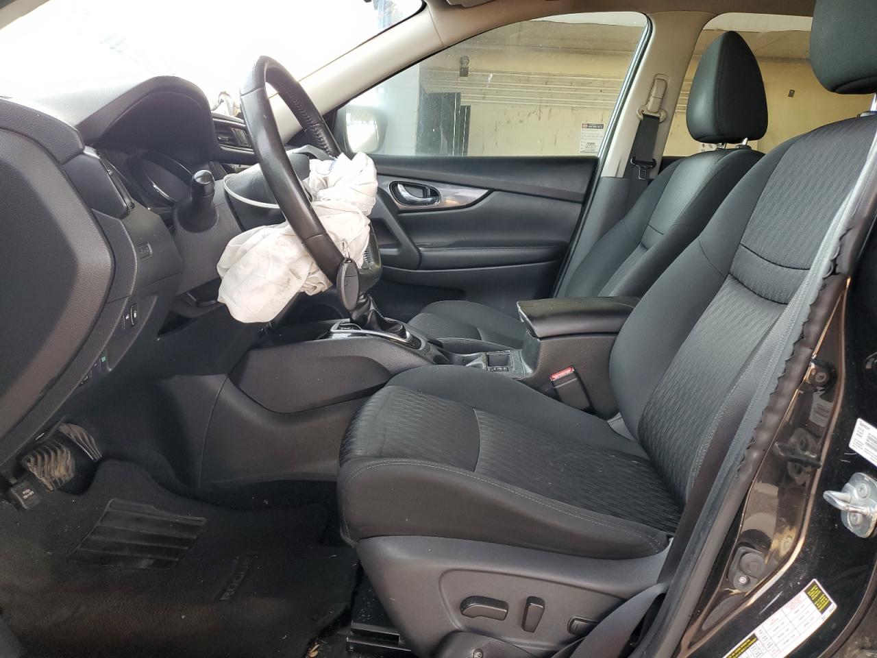 Lot #3303072758 2018 NISSAN ROGUE S