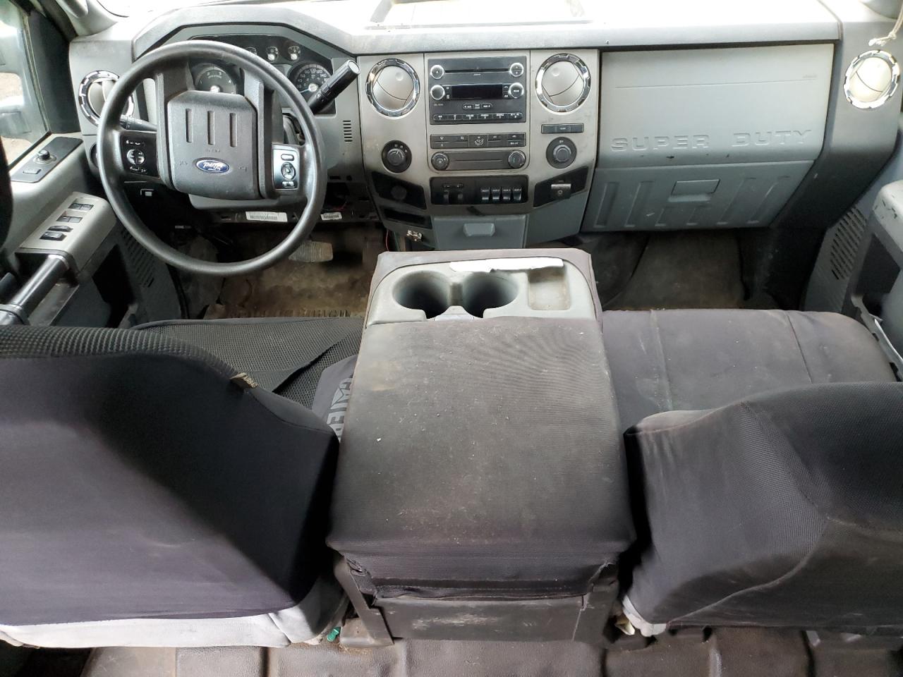 FORD F-550 SUPER DUTY