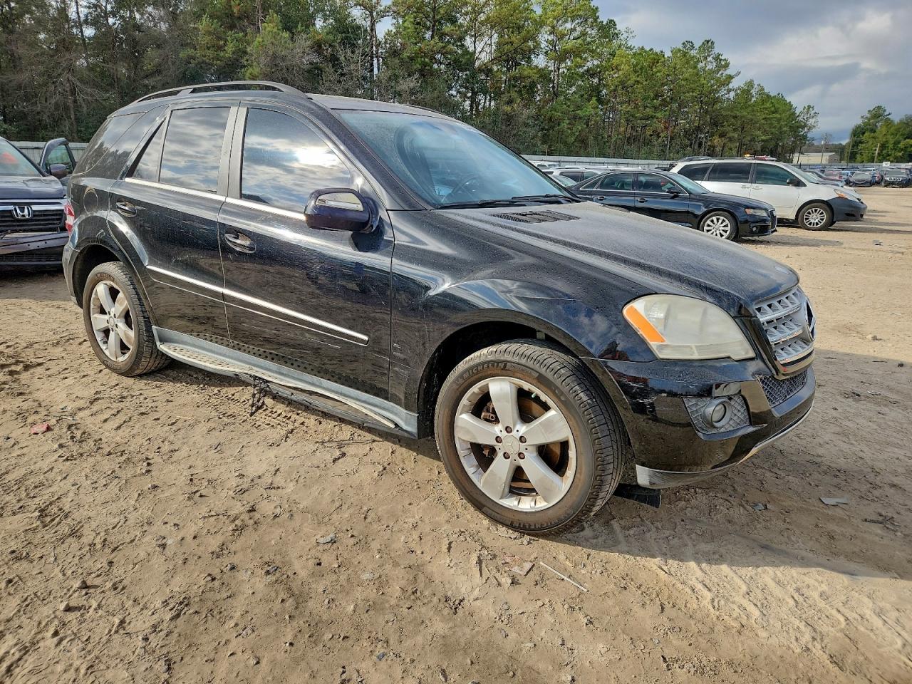 MERCEDES-BENZ M-CLASS 350