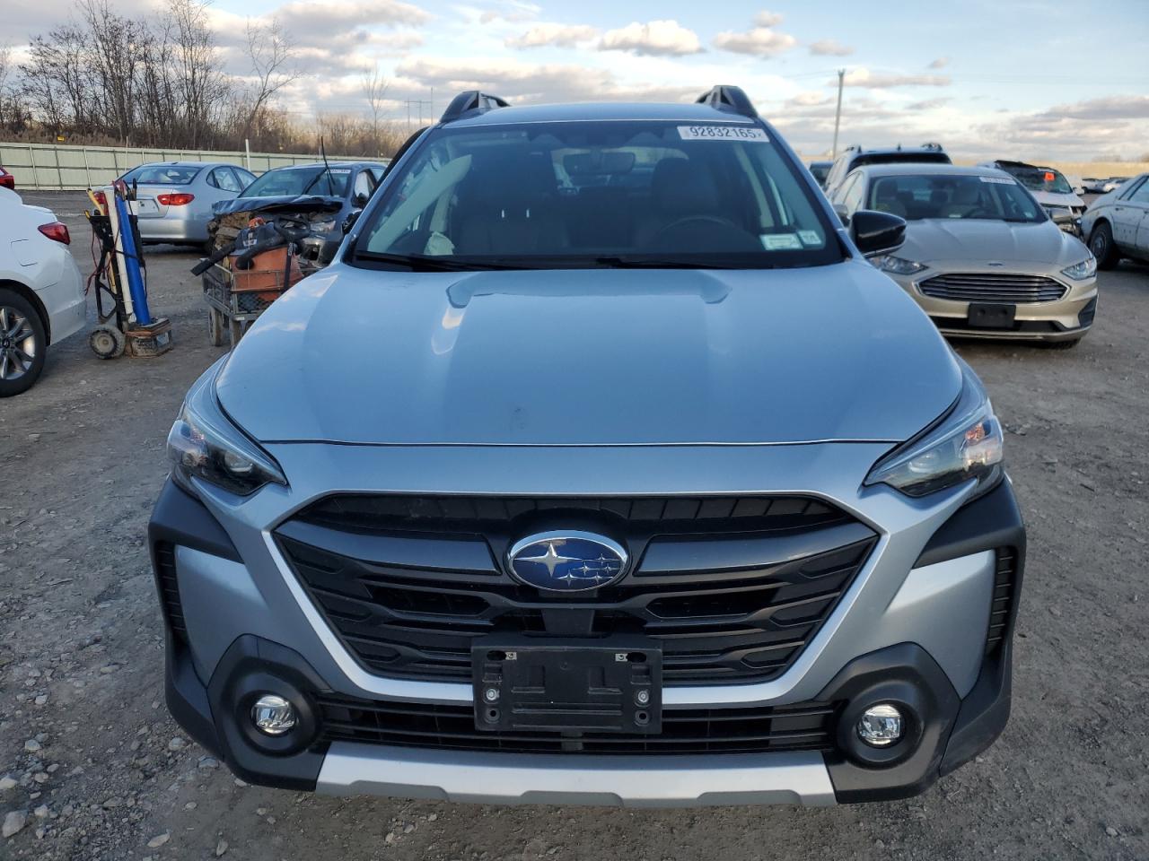 SUBARU OUTBACK LIMITED