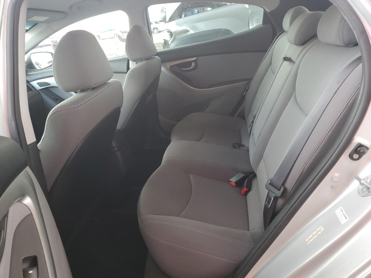 Lot #3302918058 2014 HYUNDAI ELANTRA SE