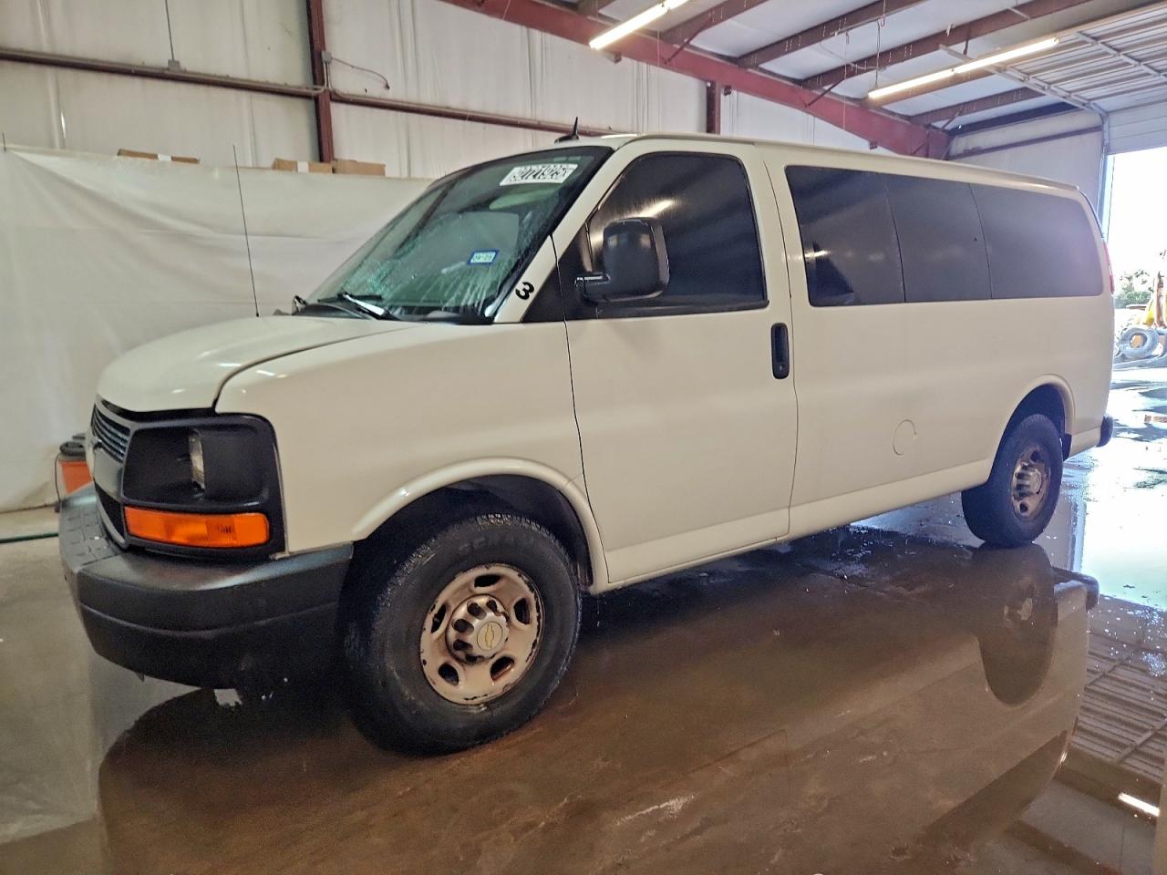 CHEVROLET EXPRESS LS