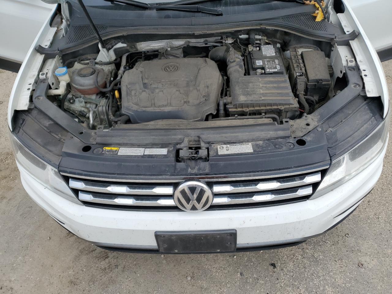 VOLKSWAGEN TIGUAN SE