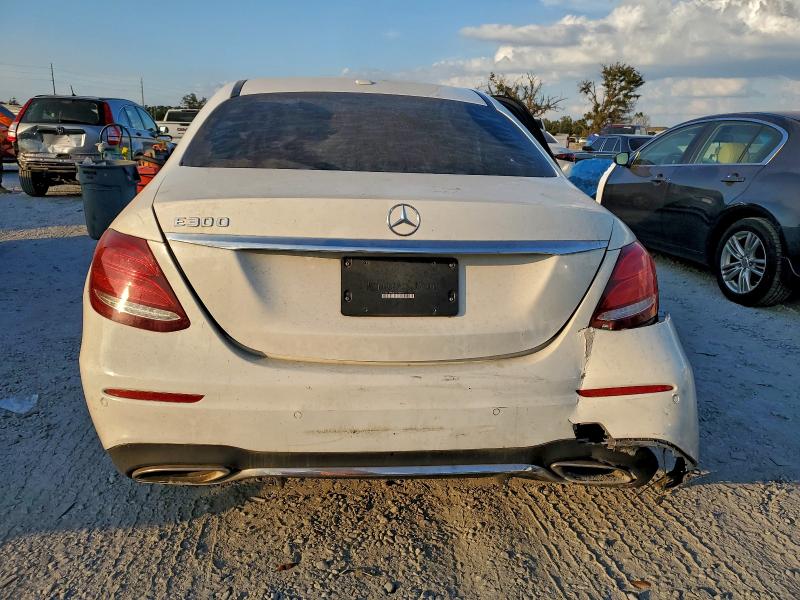 2017 MERCEDES-BENZ E 300 #3305308330