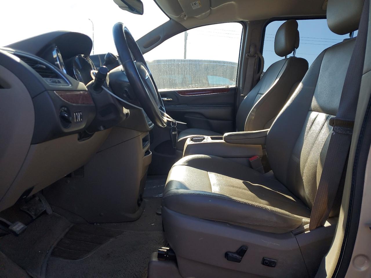 CHRYSLER TOWN & COUNTRY TOURING