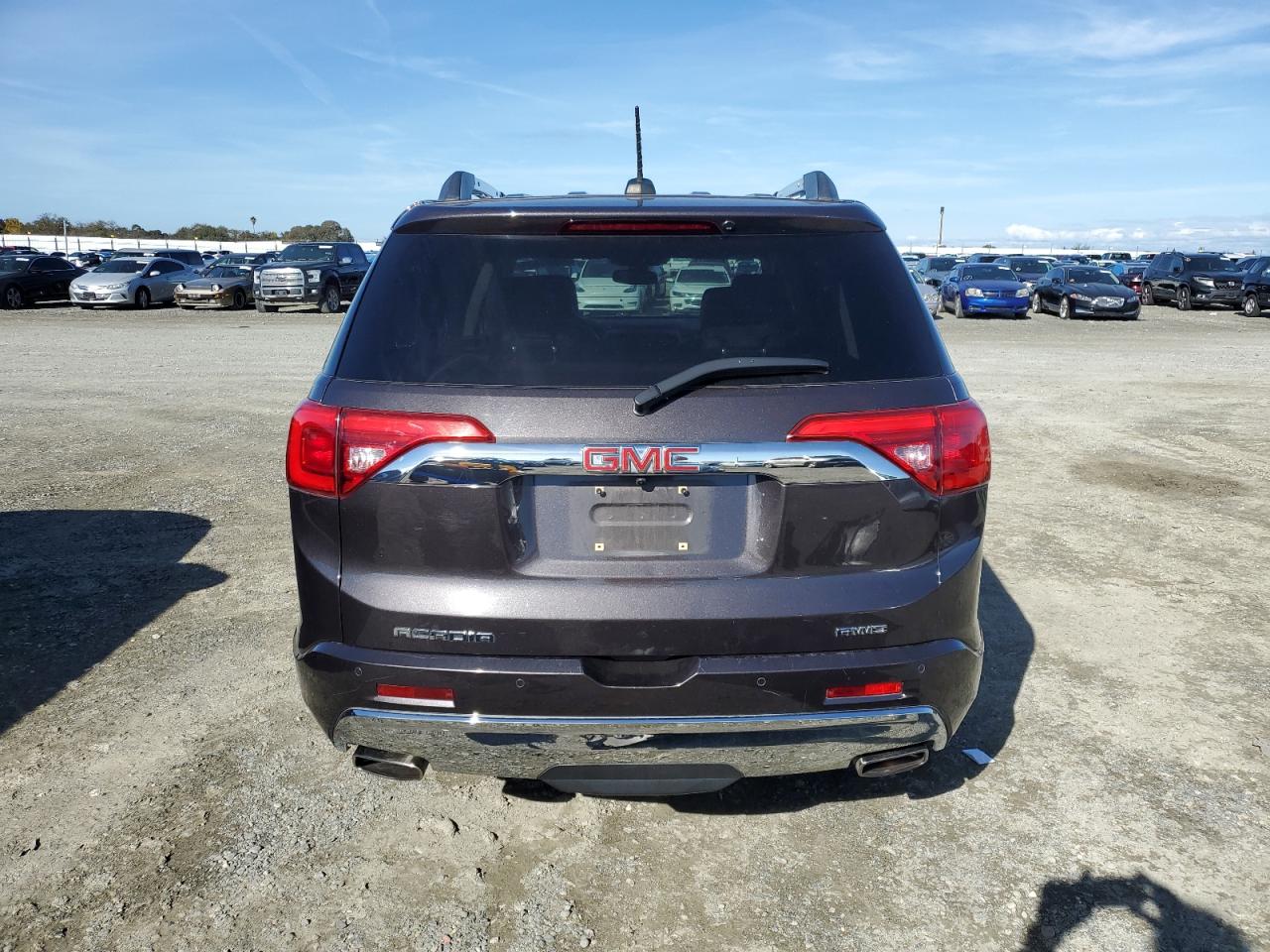 GMC ACADIA DENALI