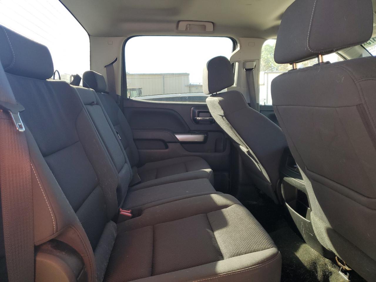 CHEVROLET SILVERADO C1500 LT