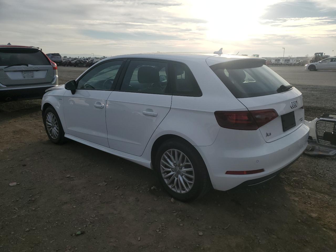 AUDI A3 E-TRON PREMIUM ULTRA