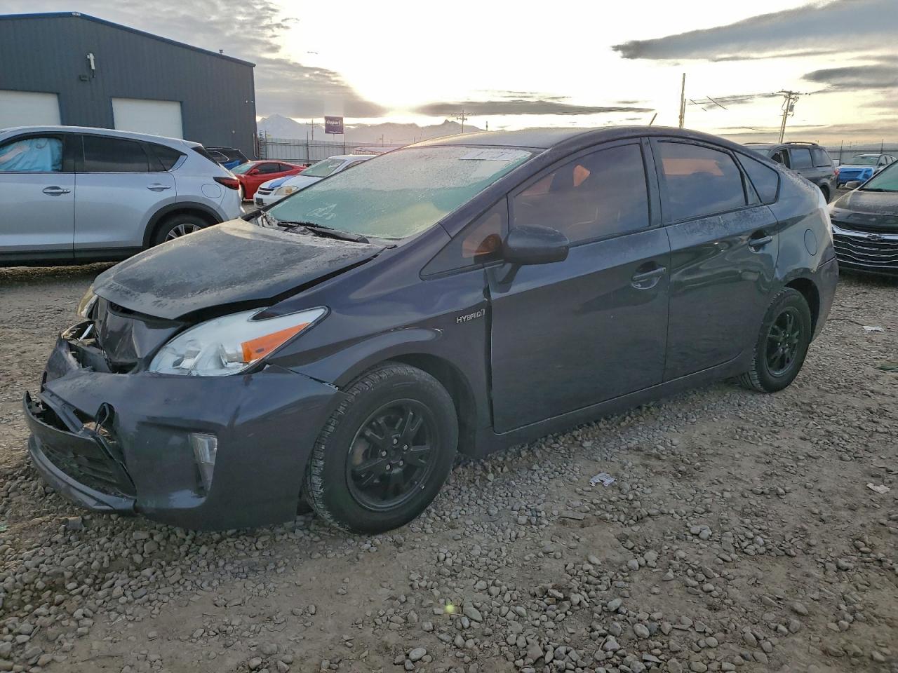 TOYOTA PRIUS