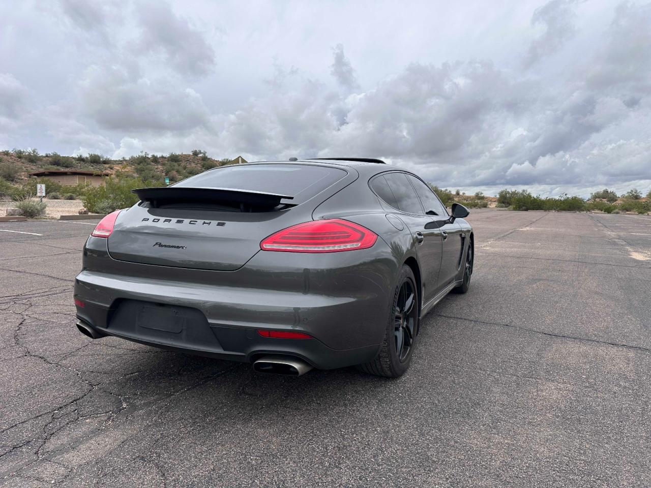 PORSCHE PANAMERA 2