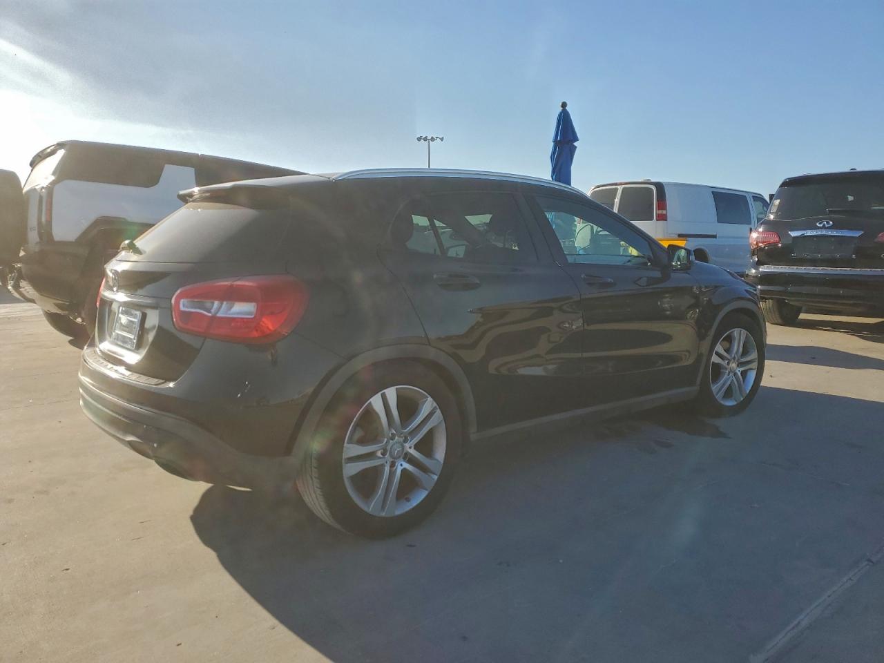 MERCEDES-BENZ GLA-CLASS 250 4MATIC